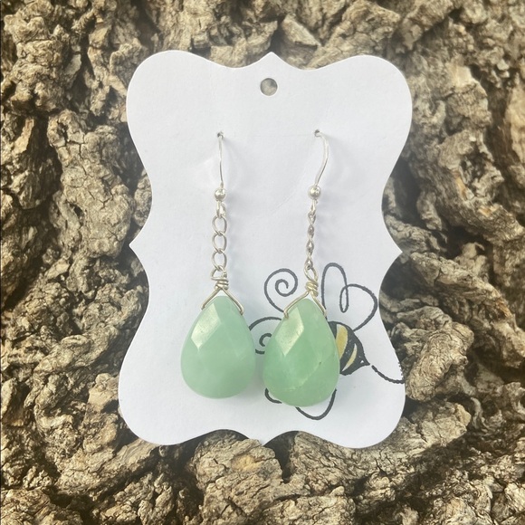 Green Chalcedony Drop Earrings - Picture 2 of 5